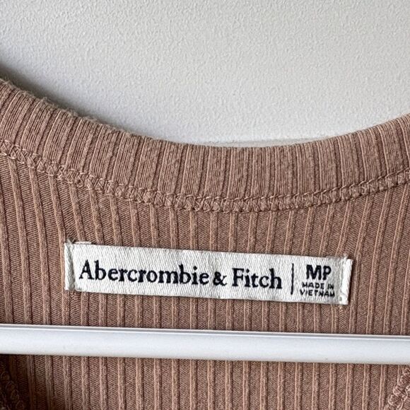 Abercrombie & Fitch Ribbed Jersey Knit tank Midi Dress - Picture 2 of 9